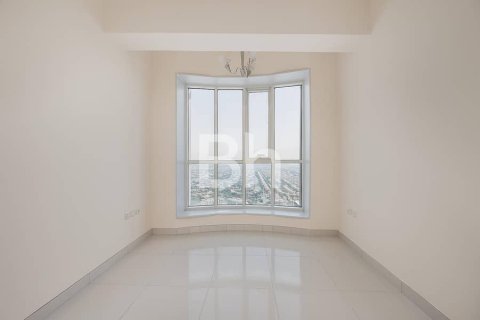 Apartment in Jumeirah Lake Towers, Dubai 4 bedrooms, 237 sq.m. № 56709 - photo 14