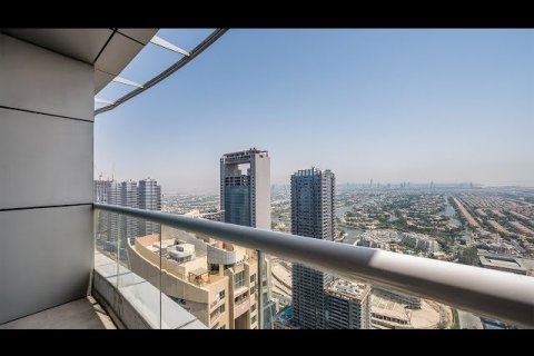 Apartment in Jumeirah Lake Towers, Dubai 4 bedrooms, 237 sq.m. № 56709 - photo 2