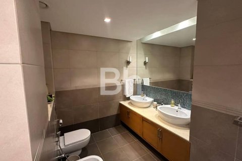Apartment in Palm Jumeirah, Dubai 2 bedrooms, 174 sq.m. № 56733 - photo 7