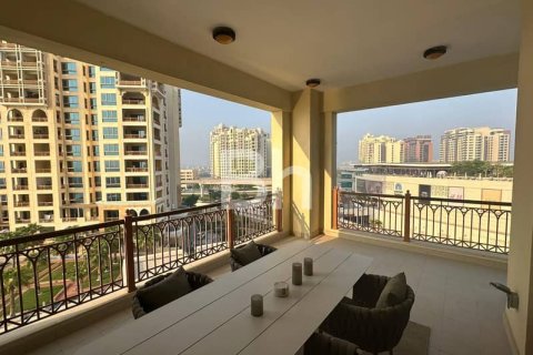 Apartment in Palm Jumeirah, Dubai 2 bedrooms, 174 sq.m. № 56733 - photo 14