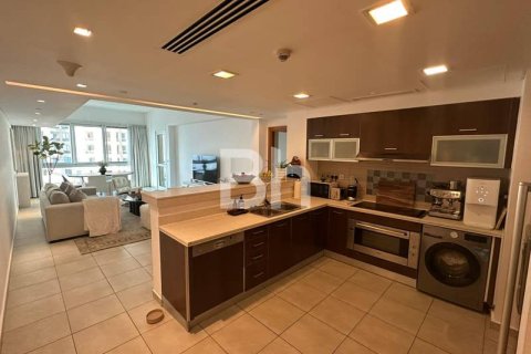 Apartment in Palm Jumeirah, Dubai 2 bedrooms, 174 sq.m. № 56733 - photo 17