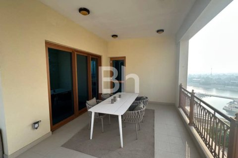 Apartment in Palm Jumeirah, Dubai 2 bedrooms, 174 sq.m. № 56733 - photo 16