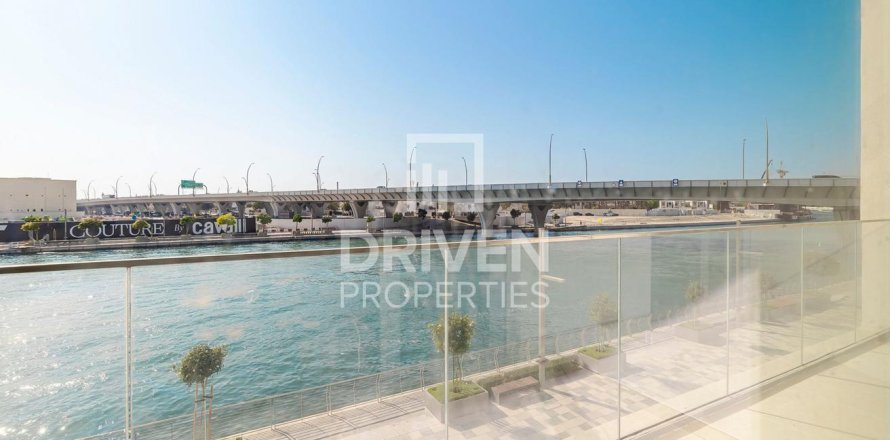 Apartment in Al Wasl, Dubai 2 bedrooms, 124 sq.m. № 19469