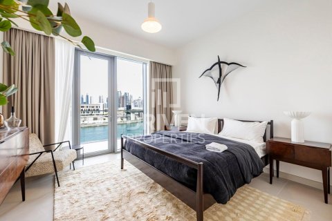 Apartment in Al Wasl, Dubai 2 bedrooms, 169 sq.m. № 19482 - photo 13