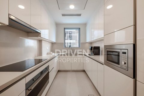 Apartment in Al Wasl, Dubai 2 bedrooms, 169 sq.m. № 19482 - photo 3