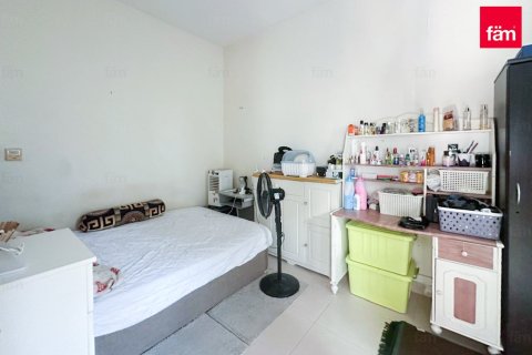 Villa in International City, Dubai 3 bedrooms, 153.9 sq.m. № 69608 - photo 4