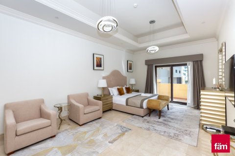 Купить таунхаус в Пальме Джумейре, Дубай: 3 спальни, 455.9м², № 9014 - фото 15