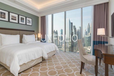 Apartment in Downtown Dubai (Downtown Burj Dubai), Dubai 4 bedrooms, 270 sq.m. № 46336 - photo 4