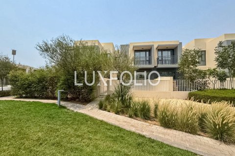 Townhouse in Maple at Dubai Hills Estate, Dubai Hills Estate, Dubai 3 bedrooms, 194 sq.m. № 46337 - photo 1
