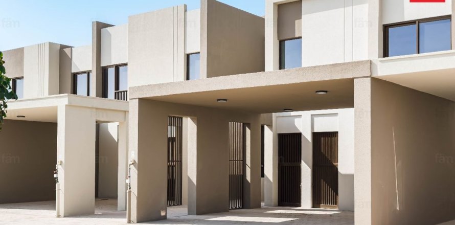 Villa in Dubai 3 bedrooms, 161.1 sq.m. № 40242