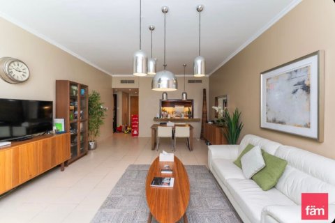 Apartment in Downtown Dubai (Downtown Burj Dubai), Dubai 1 bedroom, 84.2 sq.m. № 40241 - photo 3