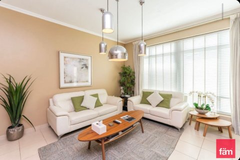 Apartment in Downtown Dubai (Downtown Burj Dubai), Dubai 1 bedroom, 84.2 sq.m. № 40241 - photo 2
