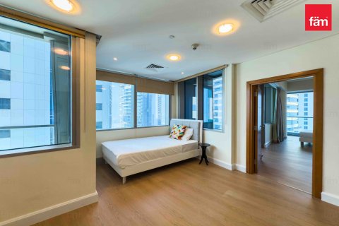 Apartment in Dubai Marina, Dubai 2 bedrooms, 152.4 sq.m. № 55946 - photo 7