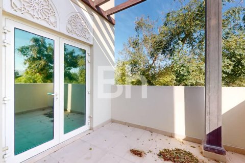 Снять в аренду таунхаус в Al Furjan, Дубай: 3 спальни, 228м², № 21836 - фото 18