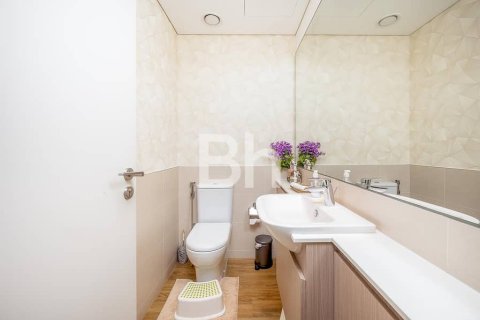 Снять в аренду квартиру в Дубай Хилс Эстейт, Дубай: 3 спальни, 150м², № 21838 - фото 7