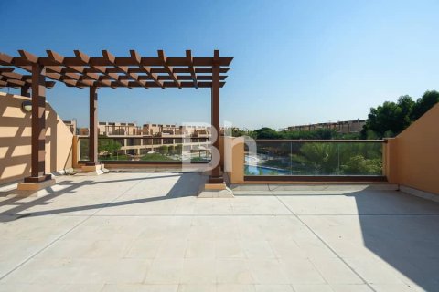Townhouse in Jumeirah Islands, Dubai 4 bedrooms, 312 sq.m. № 21837 - photo 10