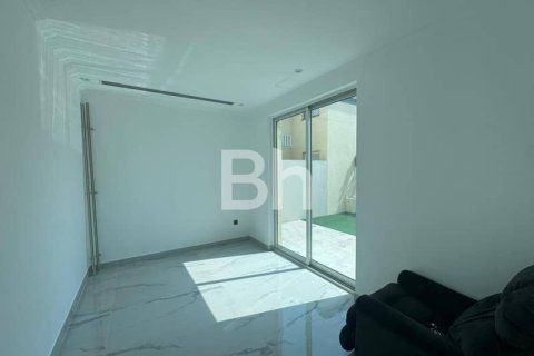 Villa in Jumeirah Park, Dubai 3 bedrooms, 506 sq.m. № 24913 - photo 15