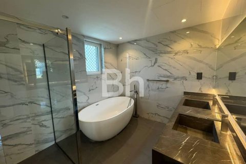 Villa in Jumeirah Park, Dubai 3 bedrooms, 506 sq.m. № 24913 - photo 8