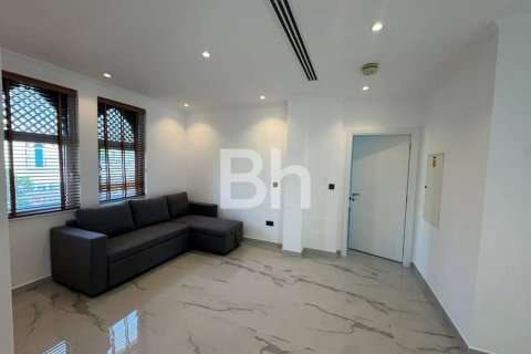 Villa in Jumeirah Park, Dubai 3 bedrooms, 506 sq.m. № 24913 - photo 9