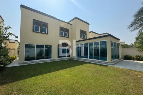 Villa in Jumeirah Park, Dubai 3 bedrooms, 506 sq.m. № 24913 - photo 17