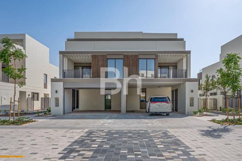 Купить виллу в Tilal Al Ghaf, Дубай: 4 спальни, 317м², № 24933 - фото 21