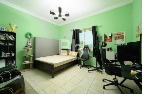 Villa in Jumeirah Islands, Dubai 4 bedrooms, 491 sq.m. № 24932 - photo 5