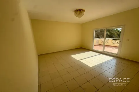 Villa à Meadows, Dubai, 4 chambres, 381 m², № 62055 - photo 5