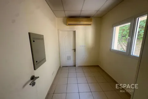 Villa à Meadows, Dubai, 4 chambres, 381 m², № 62055 - photo 10