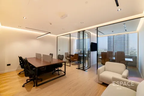 Bureau à Jumeirah Lake Towers, Dubai, 59 m², № 62054 - photo 2