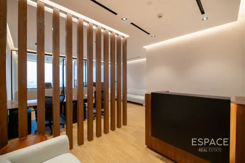 Bureau à Jumeirah Lake Towers, Dubai, 59 m², № 62054 - photo 1