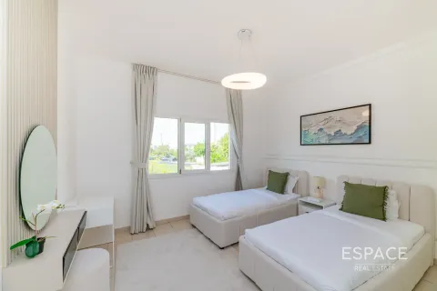 Villa à Meadows, Dubai, 5 chambres, 353 m², № 62053 - photo 16