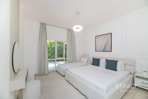 Villa à Meadows, Dubai, 5 chambres, 353 m², № 62053 - photo 11