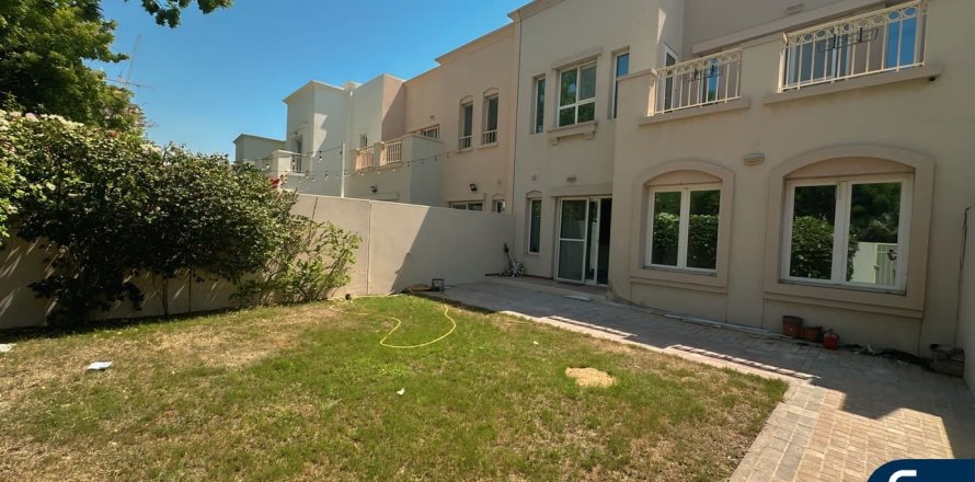 Villa in Maeen, The Lakes, Dubai 3 bedrooms, 234 sq.m. № 76662