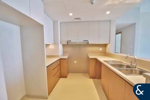 Apartment in Harbour Views 1, Dubai Creek Harbour (The Lagoons), Dubai 3 bedrooms, 143 sq.m. № 76663 - photo 2