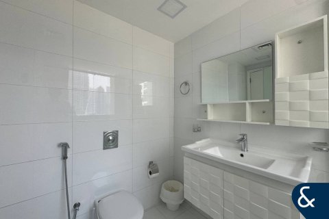 Apartment in Jumeirah Lake Towers, Dubai 1 bedroom, 67 sq.m. № 76680 - photo 10