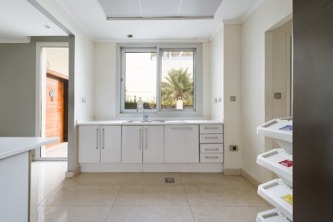 Villa in The Sustainable City, Dubai 3 bedrooms, 312.87 sq.m. № 136520 - photo 9