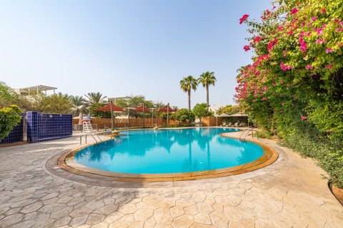 Villa in The Sustainable City, Dubai 3 bedrooms, 312.87 sq.m. № 136520 - photo 25