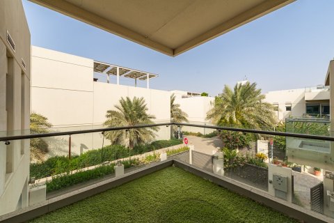 Villa in The Sustainable City, Dubai 3 bedrooms, 312.87 sq.m. № 136520 - photo 16