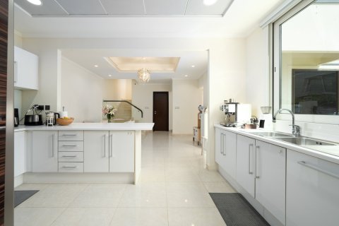 Villa in The Sustainable City, Dubai 3 bedrooms, 312.87 sq.m. № 136520 - photo 8
