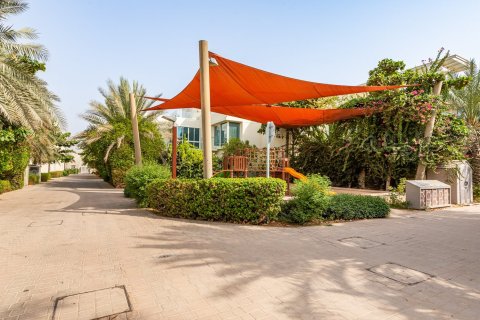 Villa in The Sustainable City, Dubai 3 bedrooms, 312.87 sq.m. № 136520 - photo 21