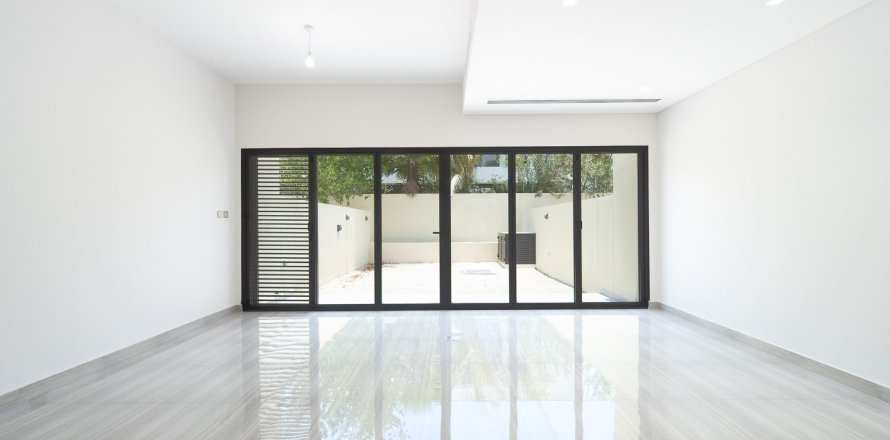 Townhouse in DAMAC Hills (Akoya by DAMAC), Dubai 4 bedrooms, 177.41 sq.m. № 136521