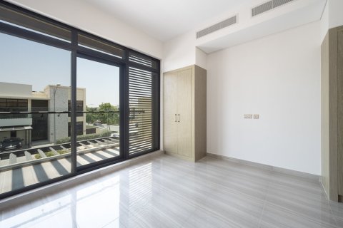 Townhouse in DAMAC Hills (Akoya by DAMAC), Dubai 4 bedrooms, 177.41 sq.m. № 136521 - photo 7