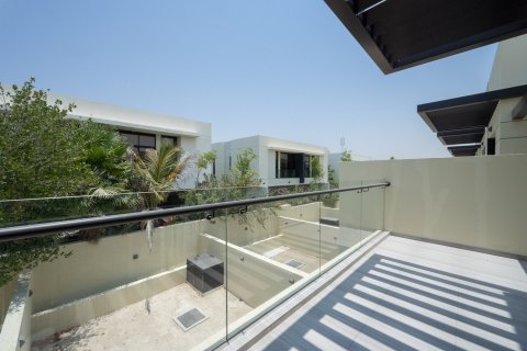 Townhouse in DAMAC Hills (Akoya by DAMAC), Dubai 4 bedrooms, 177.41 sq.m. № 136521 - photo 19
