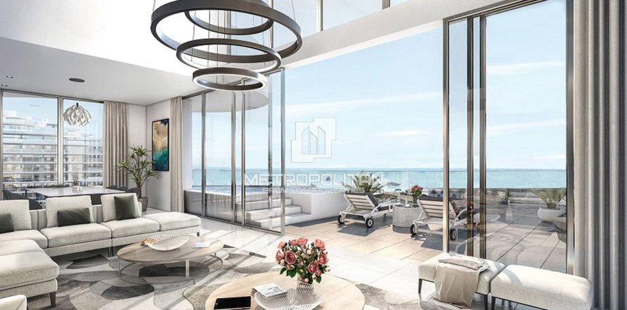 Apartment in Deira, Dubai 3 bedrooms, 255 sq.m. № 15536