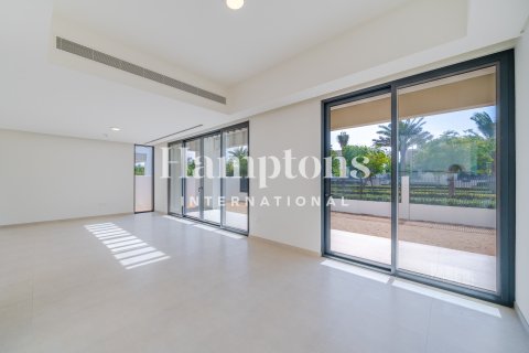 Villa in Arabian Ranches 3, Dubai 4 bedrooms, 450.85825900 sq.m. № 114676 - photo 25