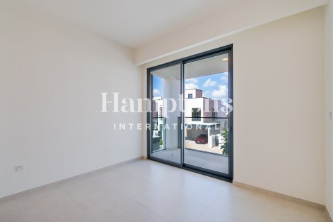 Villa in Arabian Ranches 3, Dubai 4 bedrooms, 450.85825900 sq.m. № 114676 - photo 13