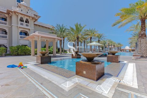 Купить квартиру в The Crescent, Пальма Джумейра, Дубай: 1 спальня, 104м², № 114578 - фото 10