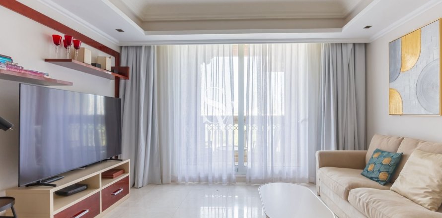 Квартира в The Crescent, Пальма Джумейра, Дубай, 1 спальня, 104м², № 114578