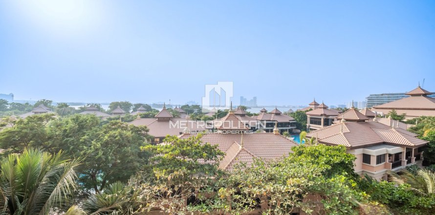 Apartment in Palm Jumeirah, Dubai 1 bedroom, 107 sq.m. № 73746