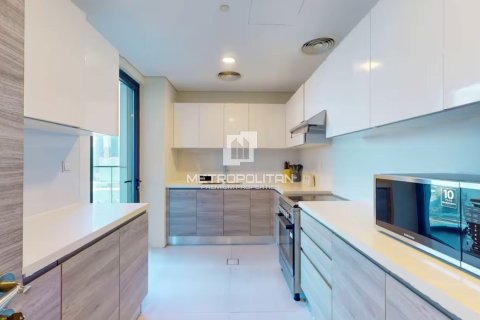 Apartment in SOL Bay, Business Bay, Dubai 2 bedrooms, 137 sq.m. № 73956 - photo 7